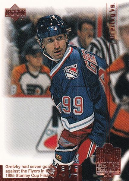 řadová karta WAYNE GRETZKY 99-00 UD Gretzky Living Legend číslo 49